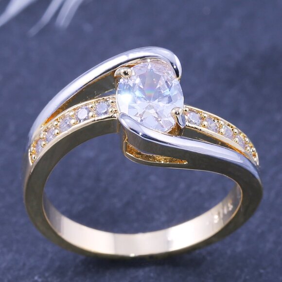 Charming Oval Clear Zircon Three Lines Anillos Dainty Ring for Women, VIP513 - Picture 1 of 5